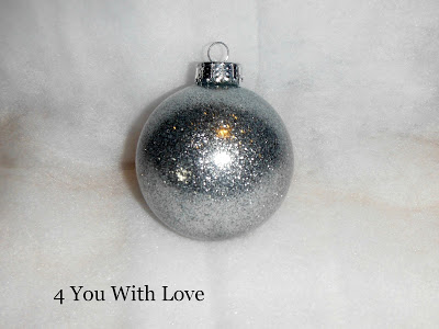 Homemade Holiday Inspiration Day 19 – Pledge Glitter Ornaments